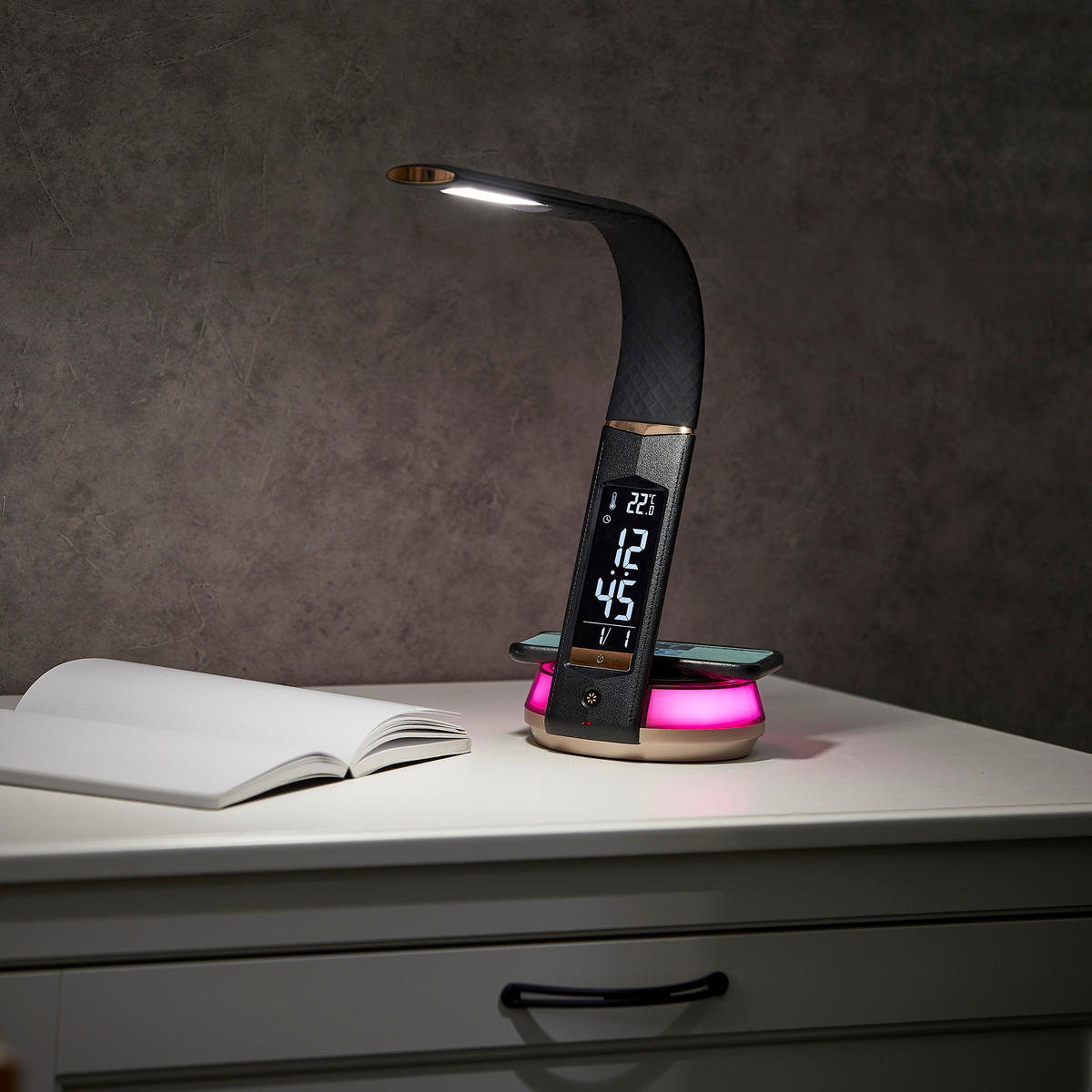 LED-SCHREIBTISCHLAMPE - mit QI-Ladestation, Touch-Dimmer und integrierter Uhr für angenehme Beleuchtung, Schwarz - Schwarz, Kunststoff (13.7/13.7/54.5cm) - Northpoint