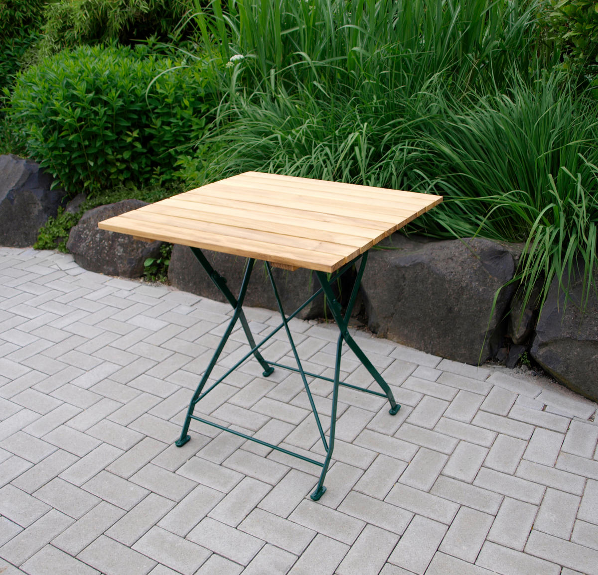 KLAPPTISCH Bad Belzig aus Robinienholz 70x70 cm, Stahlgestell Grün - Braun, Holz (70/70/72cm) - TPFGarden