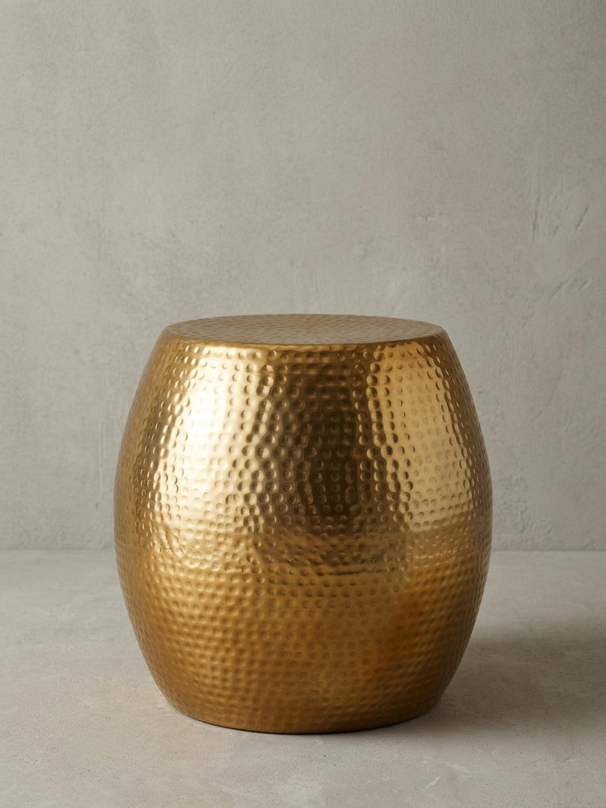 BEISTELLTISCH Aluminium Hammerschlag ENNS, Gold 42x42x42 cm - Goldfarben, Metall (42/42/42cm) - KADIMA DESIGN