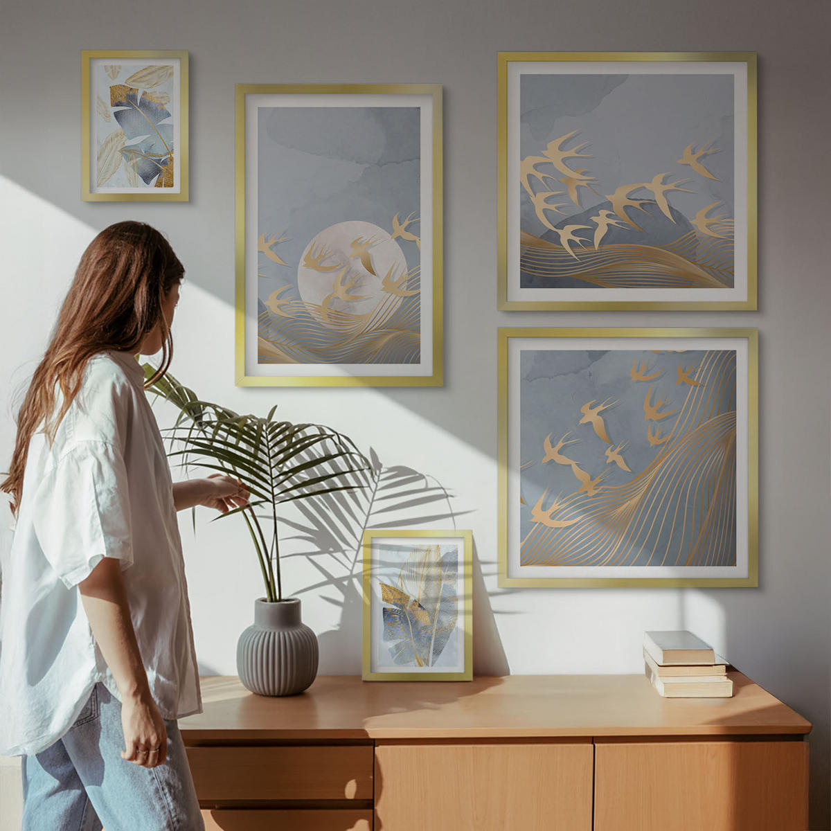 WANDBILDER 5er Set - 50x50 cm & 20x30 cm & 40x60 cm Goldrahmen - Blaubeige Blätter im Hintergrund - Goldfarben, Kunststoff (40/60cm) - ArtPrintCave