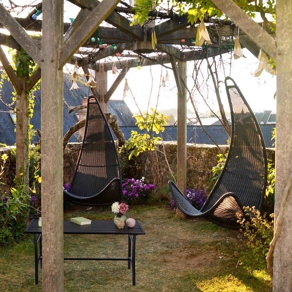 GARTENTISCH - Schwarz, Metall (60/120/55.5cm) - Relaxdays