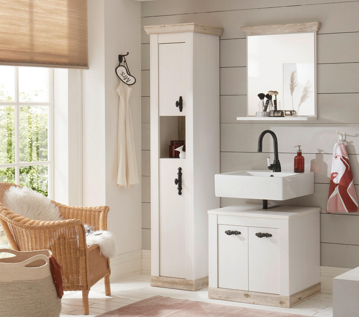 BADKOMBINATION Pinie weiß, Oslo Pinie Landhaus, Badmöbel Set 3-tlg., 122 x 200 cm - Dunkelgrau/Weiß, Holzwerkstoff/Metall (122/200/46cm) - Furn.Design