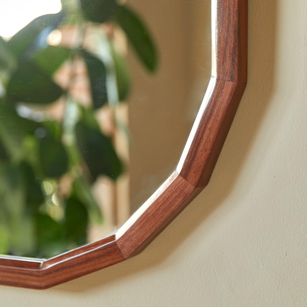 SPIEGEL Jade Braun aus Palisander - Braun, Holz (70/80/3cm) - Tikamoon