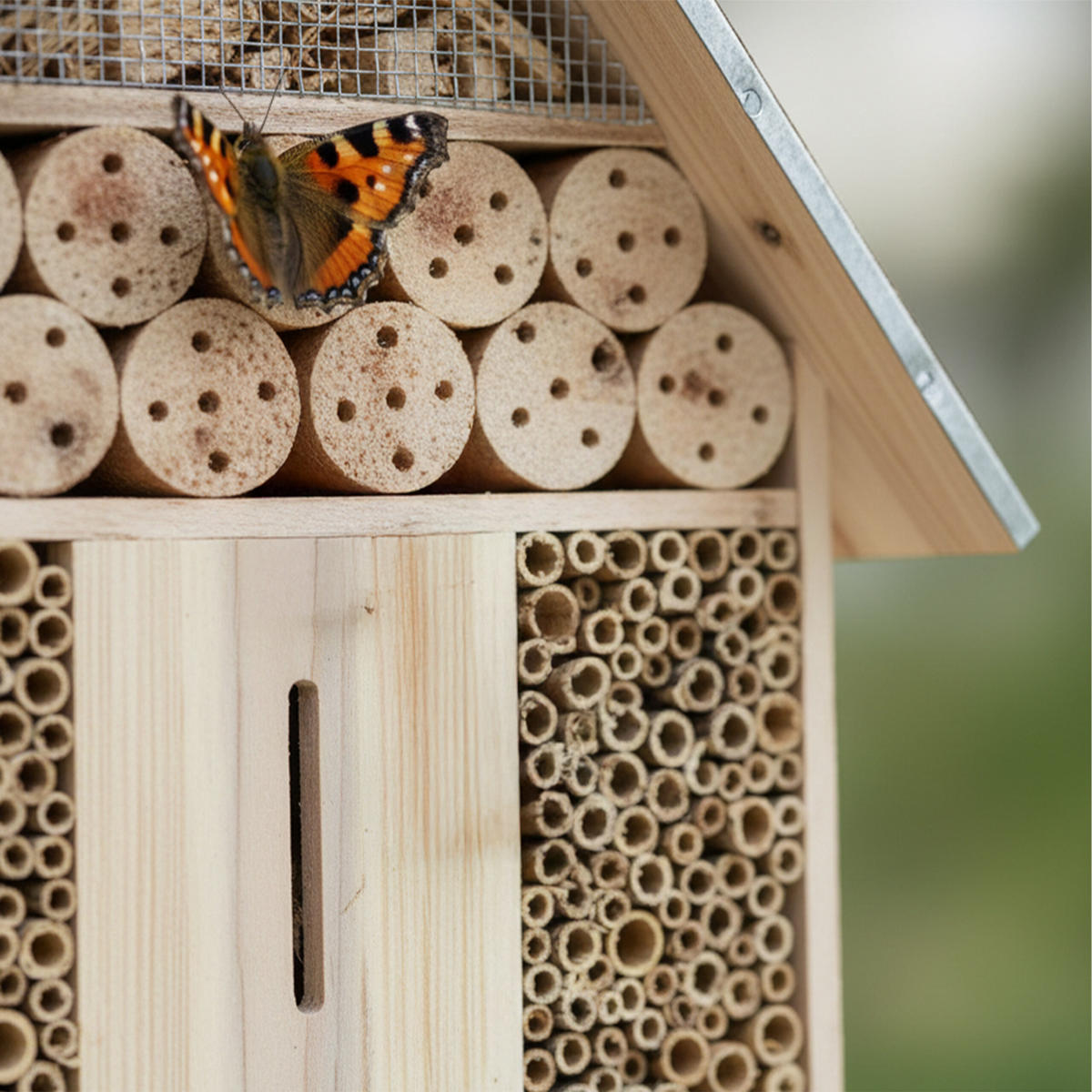 HOTEL kukaca - svijetlo smeđa, drvo/metal (50/119/12cm) - Relaxdays