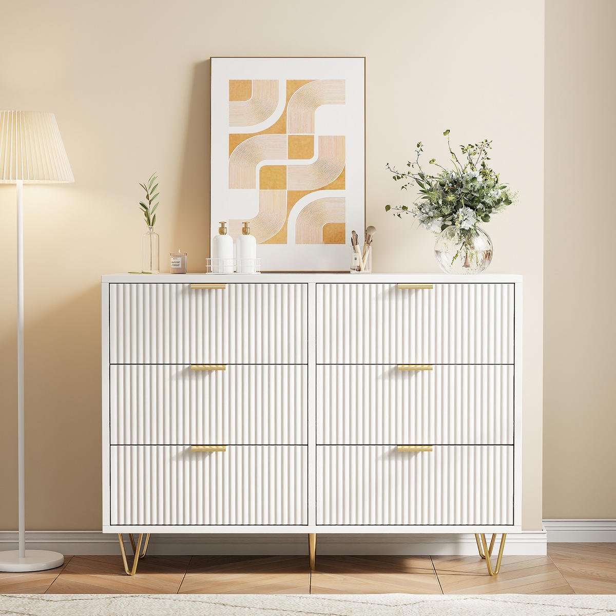 KOMMODE Modern‑Weiß mit vertikalem Rillendesign & goldenen Metallakzenten 34/100/73 cm - Weiß, Holz (100/73/34cm) - Joyfair