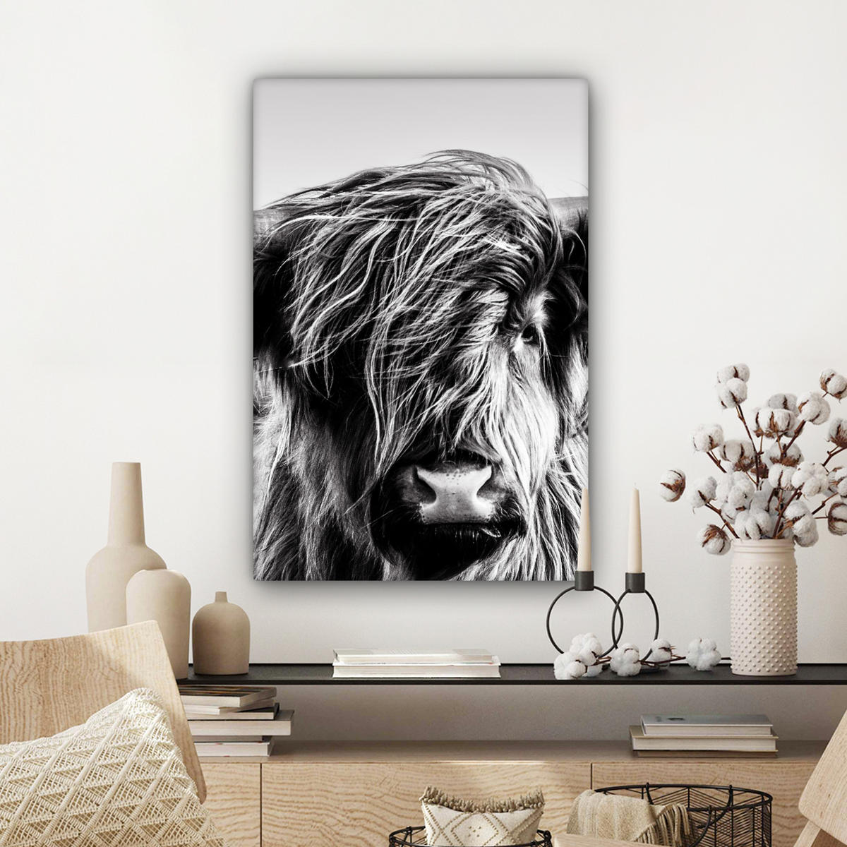 OBRAZ NA PLÁTNĚ Kráva - Skotský horal - Černá - Bílá - Zvíře - Příroda - Divoká zvěř 40x60 cm - černá, textil (40/60cm) - MuchoWow