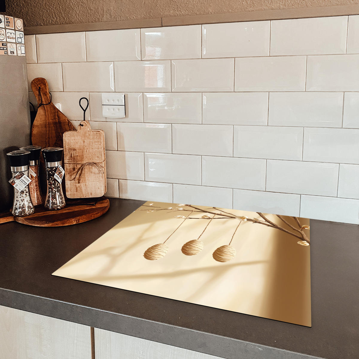 HERDABDECKPLATTE Beige - Osterkuchen - Eier Abdeckung Ceranfeld 59x51 cm - Beige, Kunststoff (59/51/0.2cm) - MuchoWow