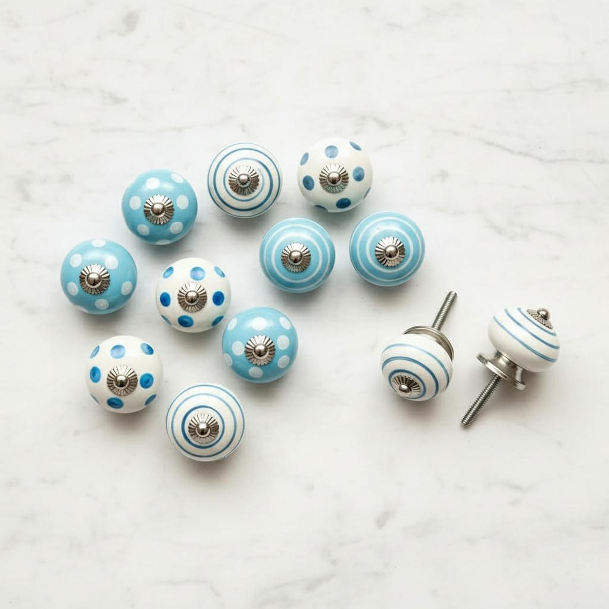 KERAMIKKNÖPFEN Set mit 10 in Weiß und Blau 40 mm Durchmesser. - Blau, Keramik (4/4/6.9cm) - Nacnic