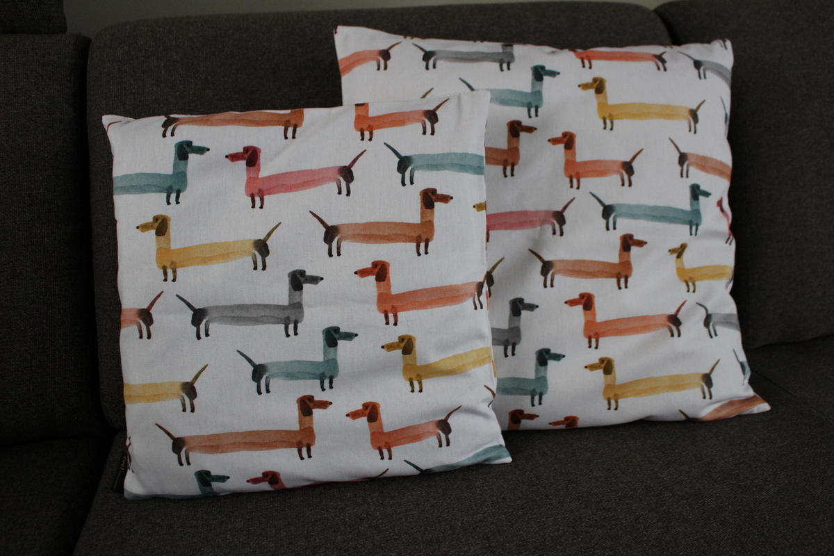 KISSENHÜLLE KLEINE DACKEL BUNT - Multicolor, Textil (38/38cm) - Yve! decoration