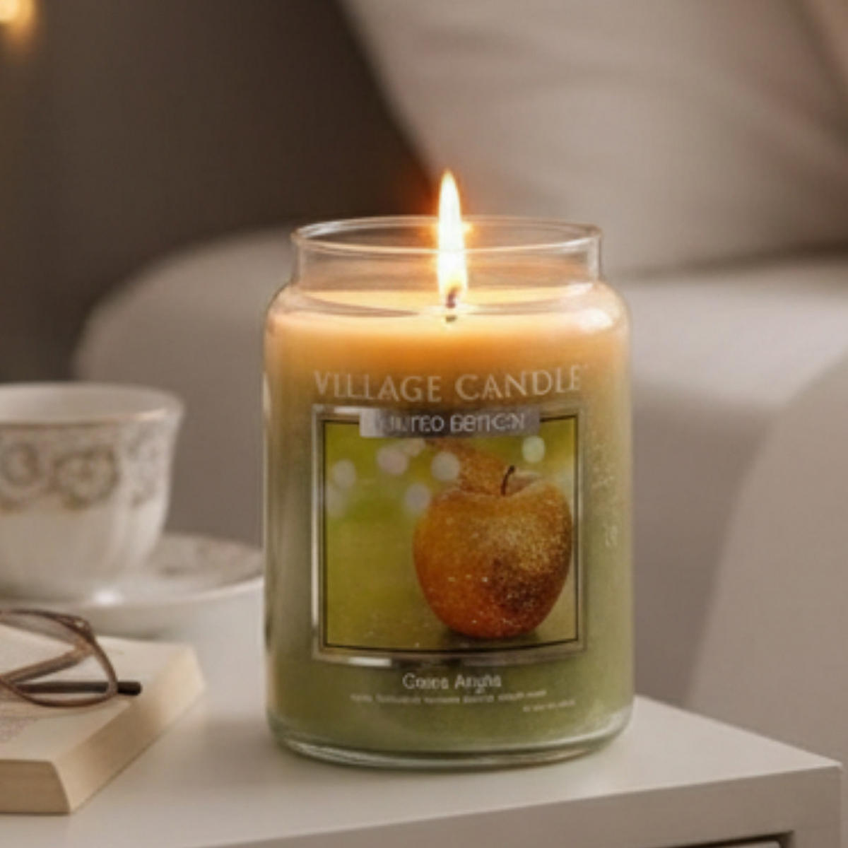 DUFTKERZE Glam Apple Grün 602g Glas, Aromakerze, Raumduftkerze, Duftglas, Wellnesskerze, Apfelduft, Duftwachs, Wohndeko, Geschenkidee, Wohnaccessoire - Grün, Glas/Paraffin (15cm) - Village Candle