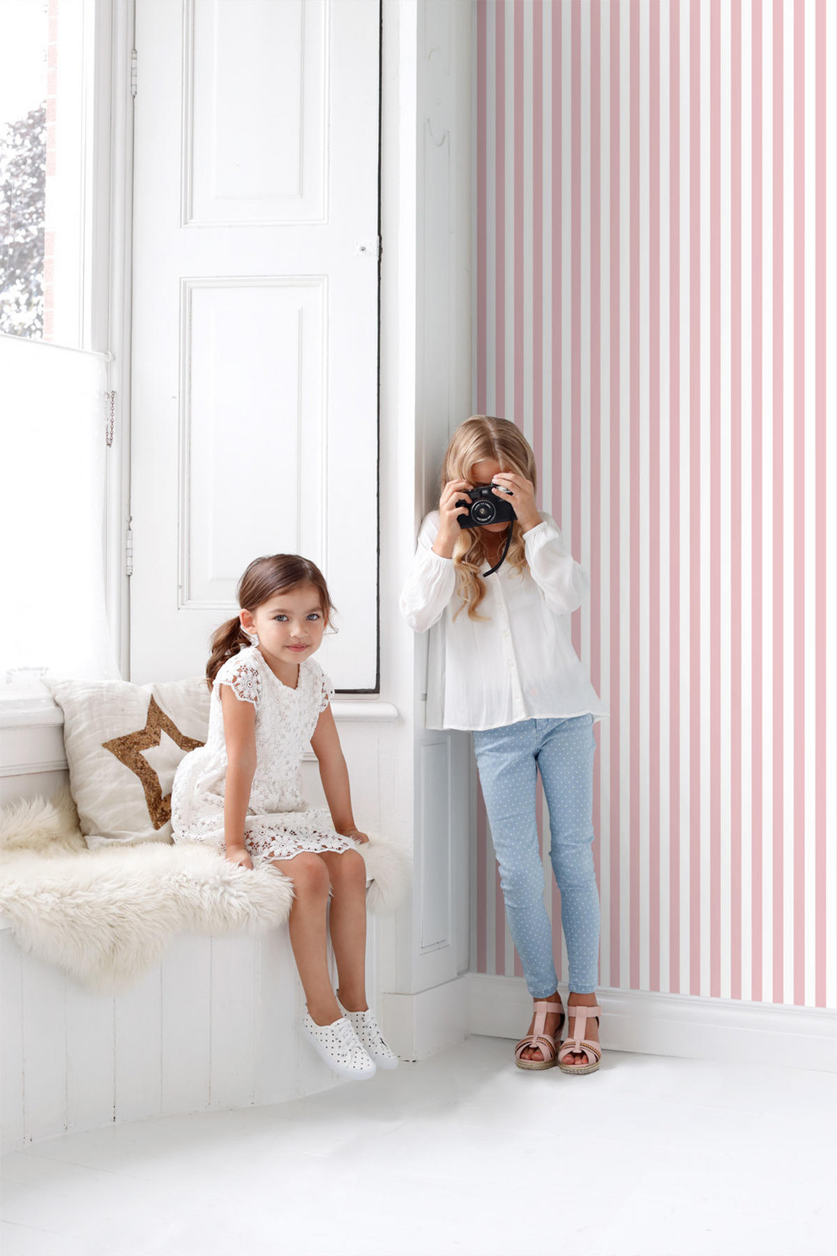 TAPETE Streifen 53 cm x 10.05 m - Pink, Papier (53/1000cm) - ESTAhome