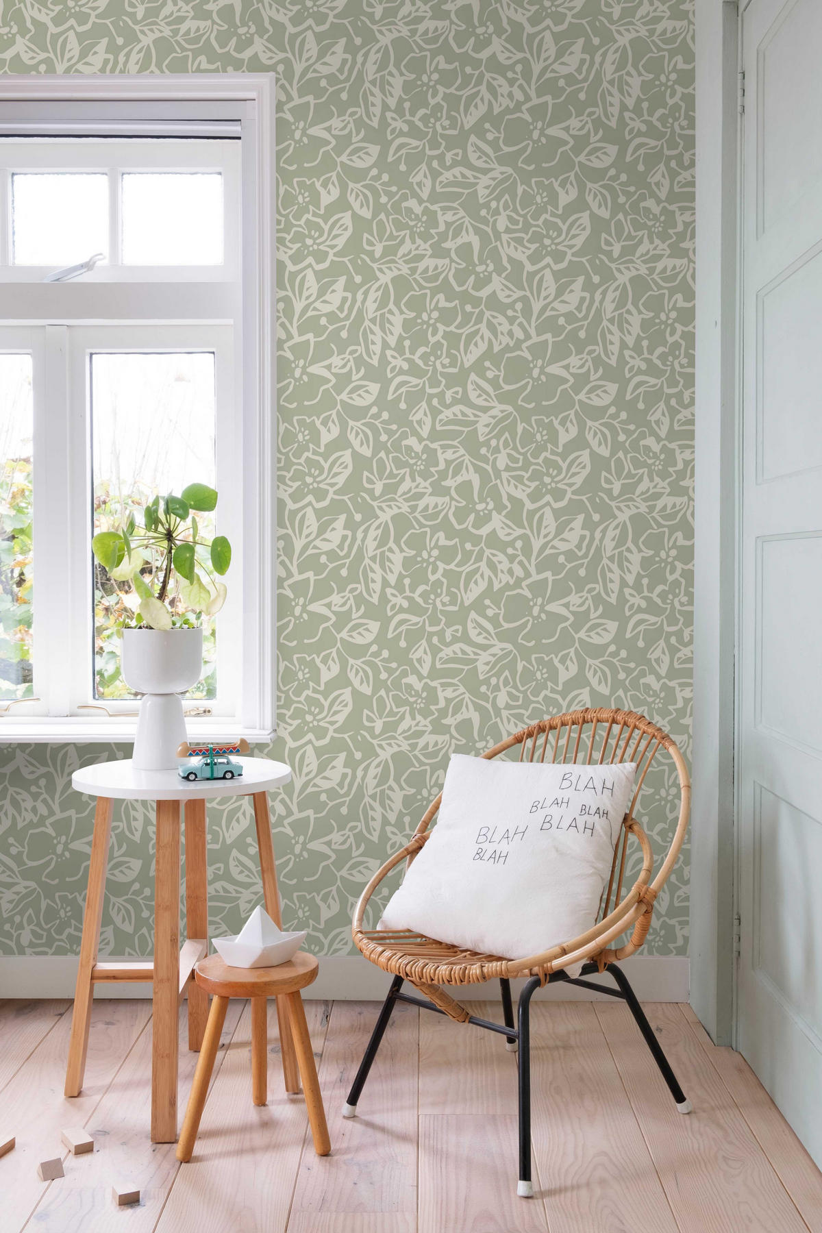 TAPETE Blätter und Blumen 50 x 900 cm - Grün, Papier (50/0.1cm) - ESTAhome