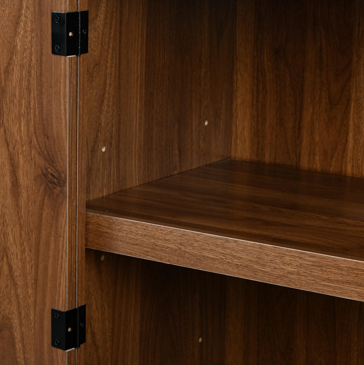 KOMMODE 80/40/180 cm aus MDF mit Rattangeflecht und verstellbaren Einlegeböden Nussbaum - Nussbaumfarben, Holzwerkstoff (80/180/40cm) - Modenvie