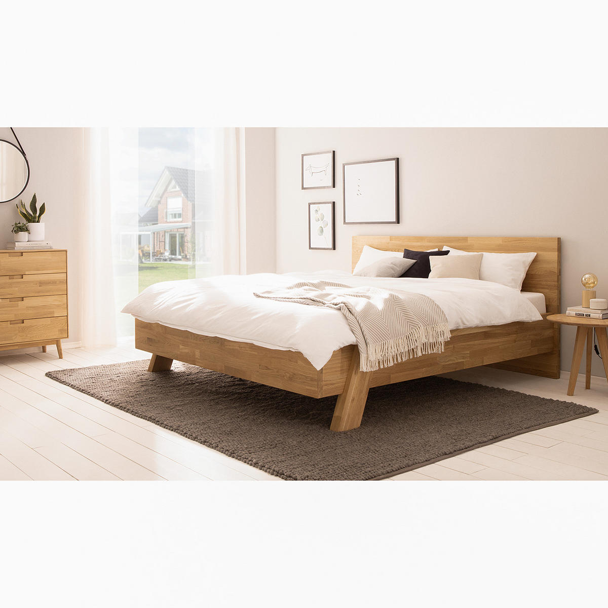 MASSIVHOLZBETT - Eiche massiv - Eichefarben/Braun, Holz (180/200cm) - home24
