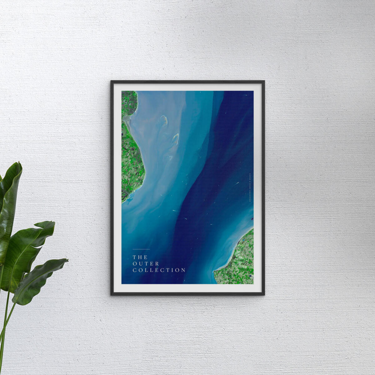 POSTER mit Rahmen Arch Atelier - The Outer Collection – 004 - Blau/Schwarz, Holz/Papier (50/70cm) - Poster&Frame