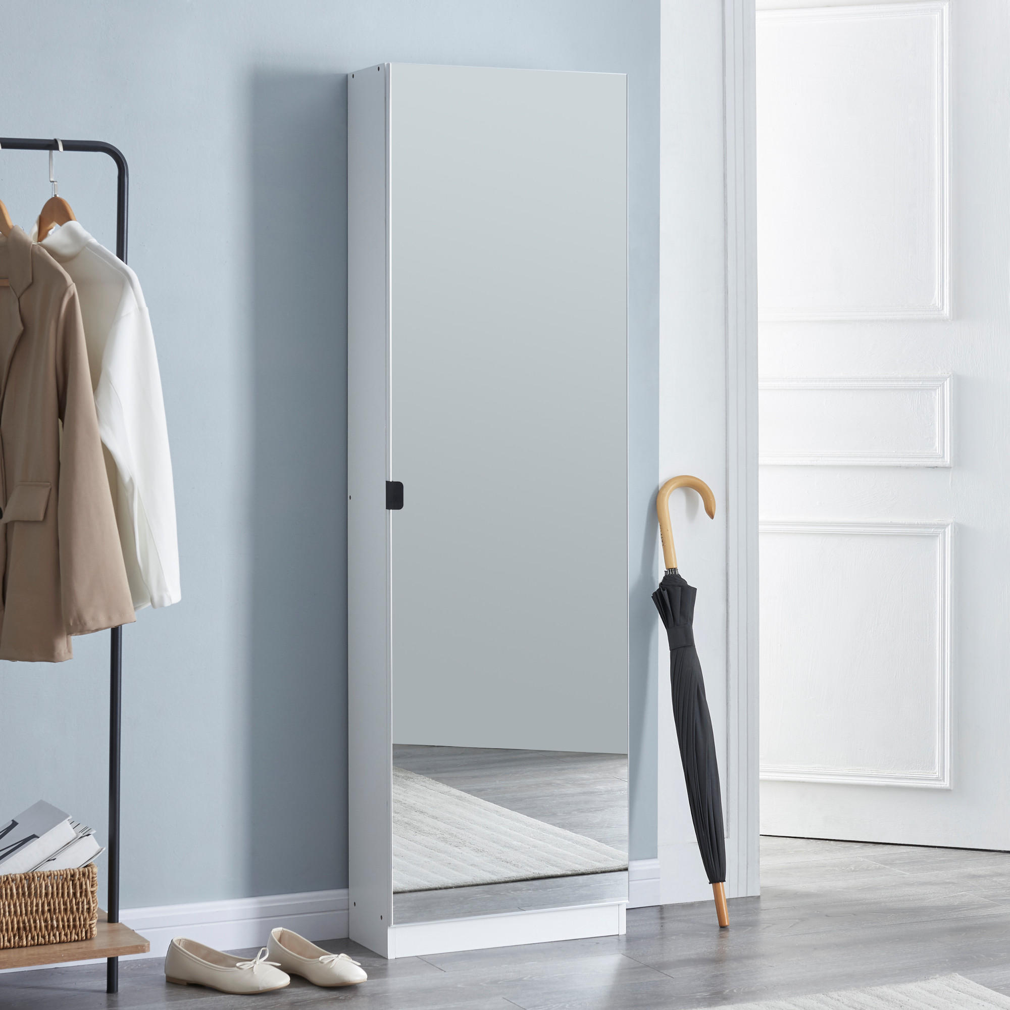 SCHUHSCHRANK Meura - Weiß, Holzwerkstoff (48/160/20cm) - [en.casa]