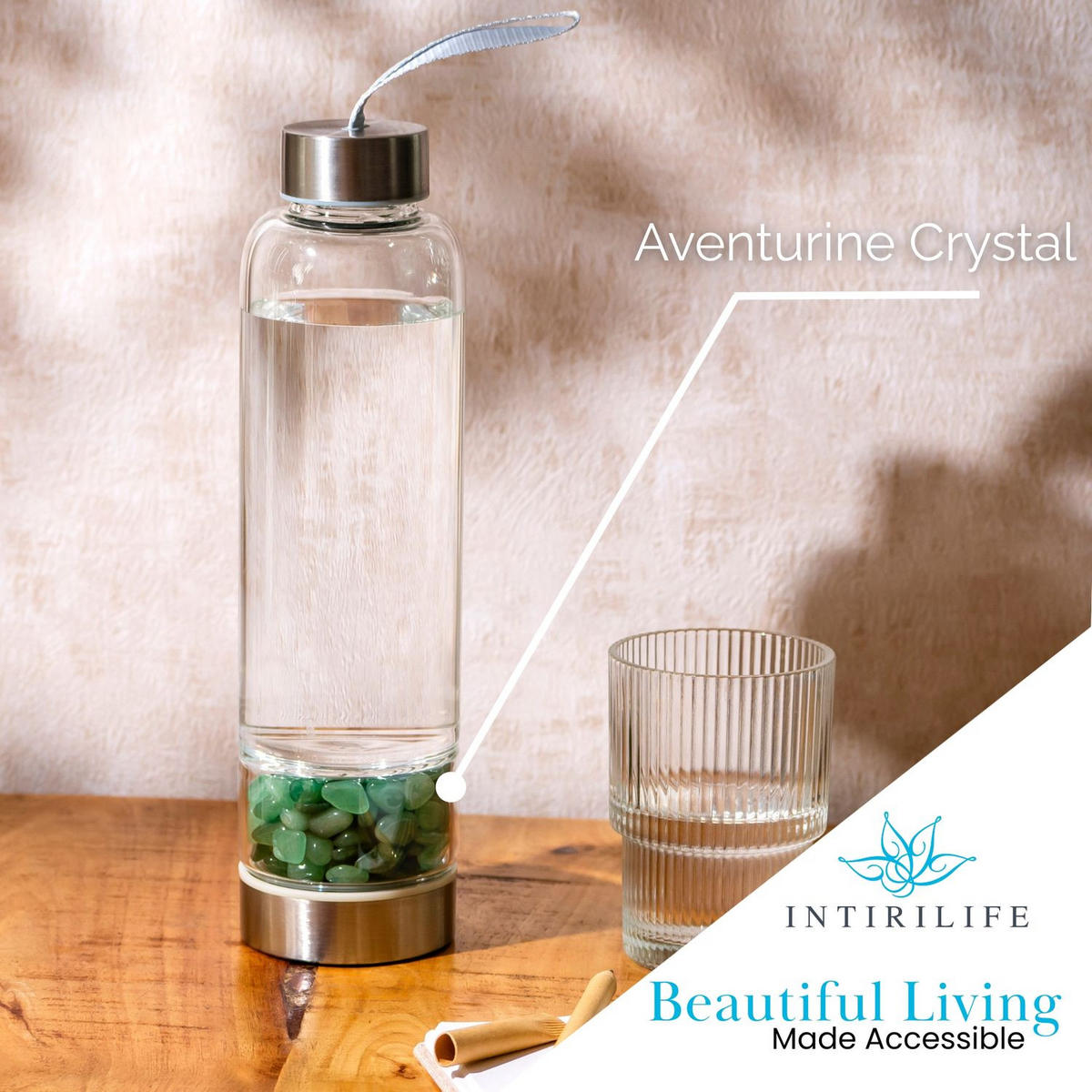 WASSERFLASCHE mit Heilsteinen und Tasche 400ml - Grün, Glas (0.4L) - Intirilife