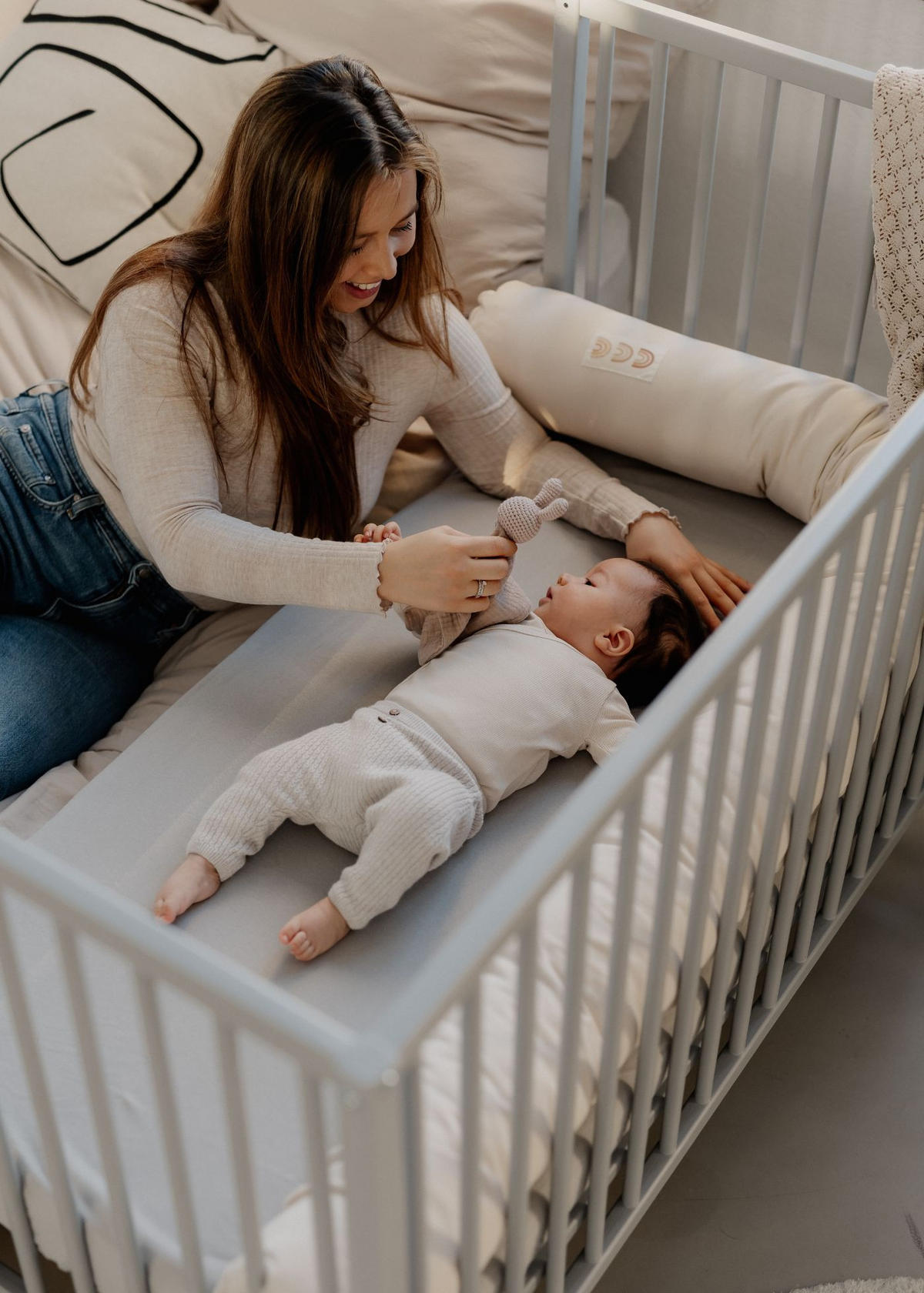 BEISTELLBETT Matratze SleepPlus, Rollen & Umbauseite - grau - Dreamy 4 in 1 Bett - Grau, Holz (120/90/60cm) - Sämann – make a difference.