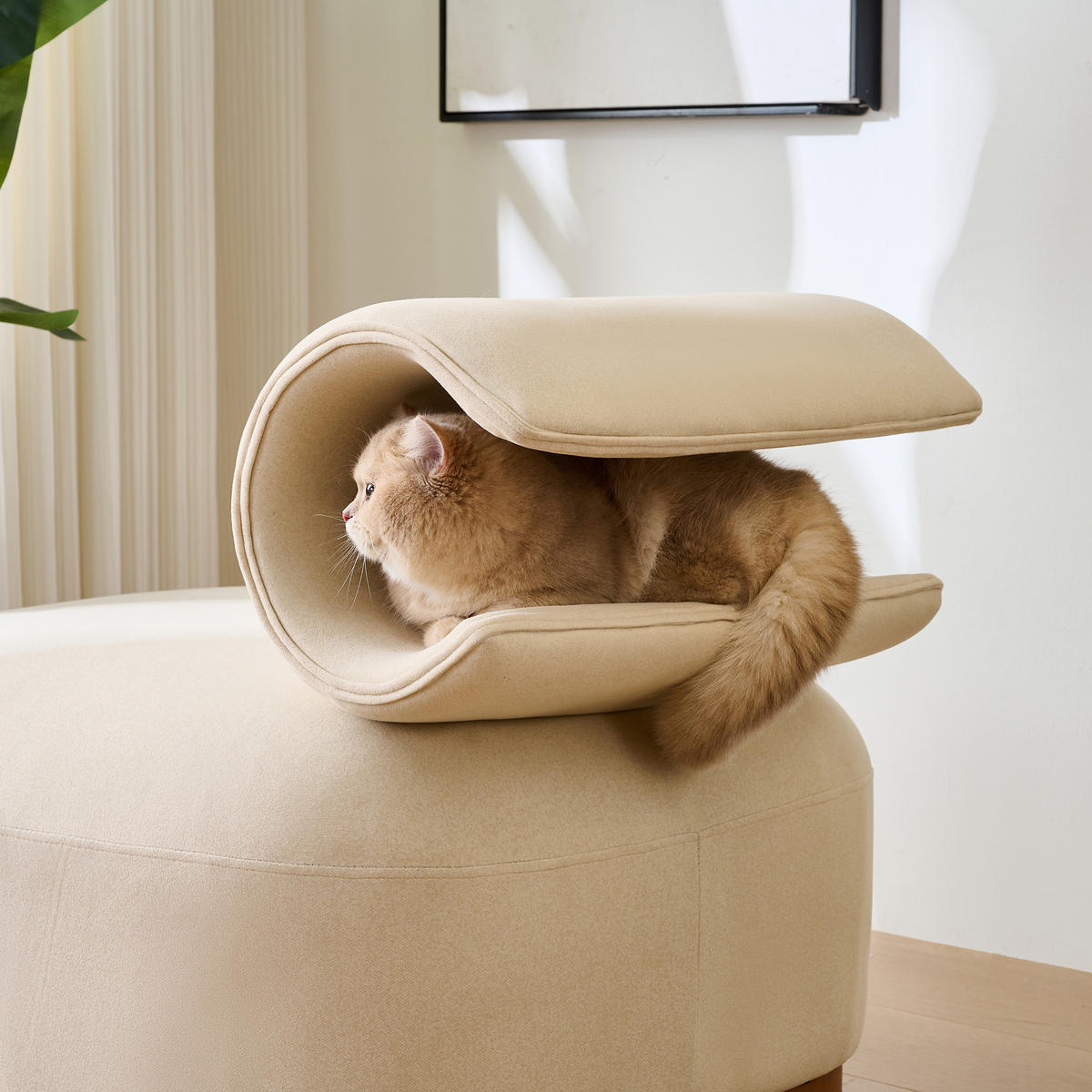 HOCKER Stoff und Holz mit Katzenhöhle in Rückenlehne 79/69/64 cm Beige - Beige, Holz/Textil (69/64/79cm) - Redom