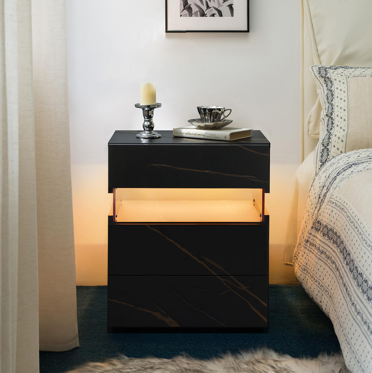 NACHTTISCH 48/38/61 cm mit 3 Schubladen & LED-Beleuchtung in Schwarz/Goldfarben - Schwarz, Holzwerkstoff (38/61/48cm) - BEAOK