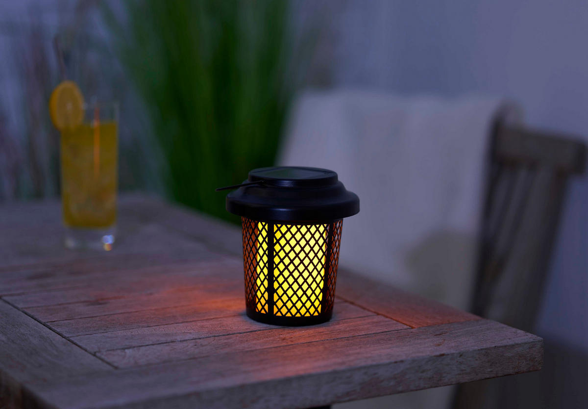 SOLAR-GARTENLEUCHTE-TISCHLAMPE - 2-in-1 mit Dämmerungssensor und Flammeneffekt für Innen und Außen, 120cm hoch, 8h Laufzeit, schwarz - Schwarz, Kunststoff (12/120/12cm) - Northpoint