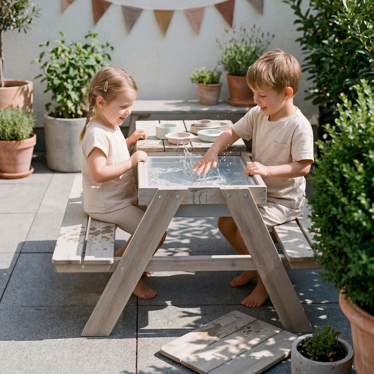 KINDERSITZGARNITUR OUTDOOR + mit Spielwannen und Bankkissen - Hellgrau, Holz - Roba