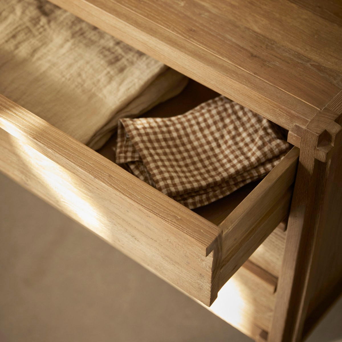 KOMMODE Madi Natur aus Ulme - Naturfarben, Holz (100/76/46cm) - Tikamoon