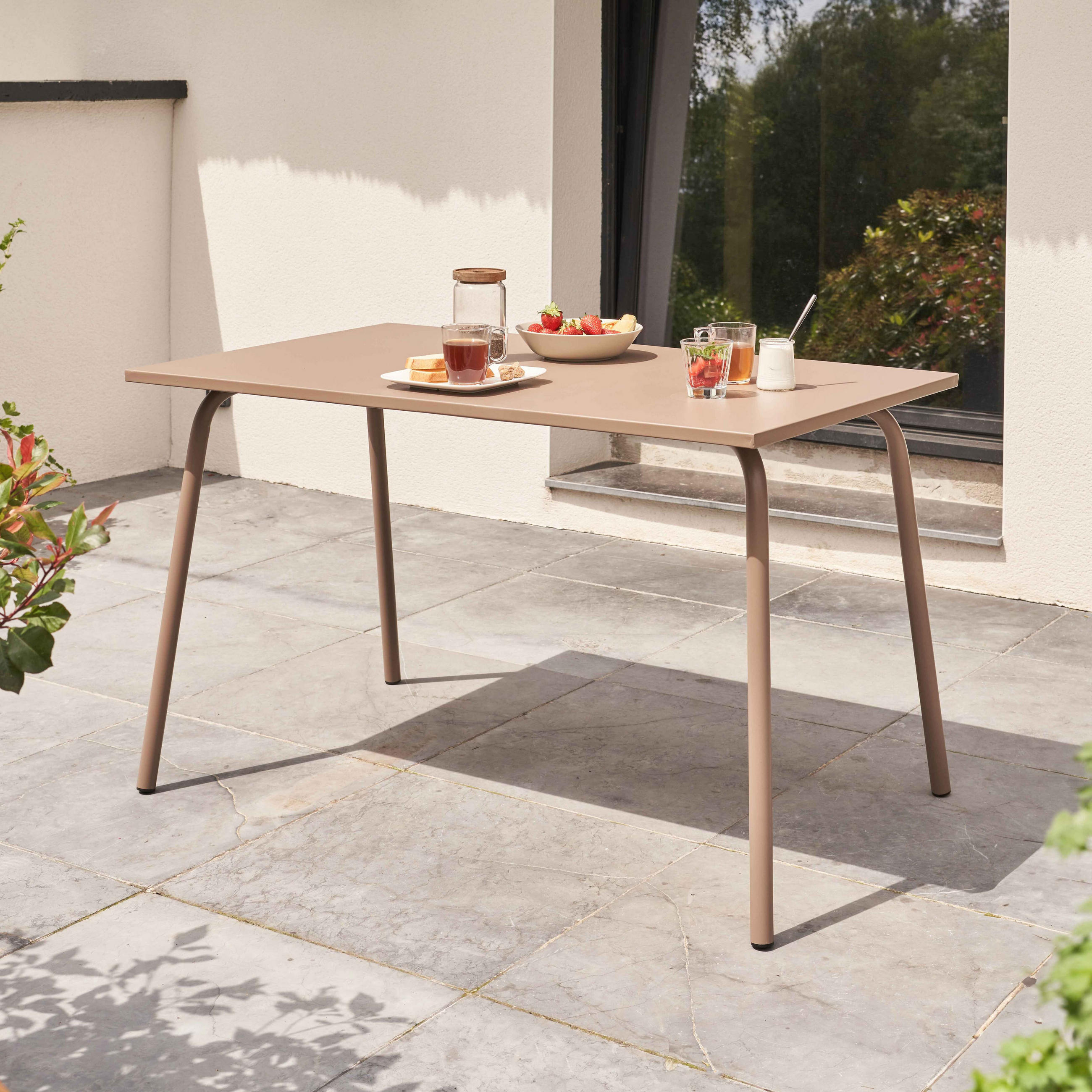 GARTENTISCH , Taupe - Taupe, Metall (120/70/72cm) - Oviala