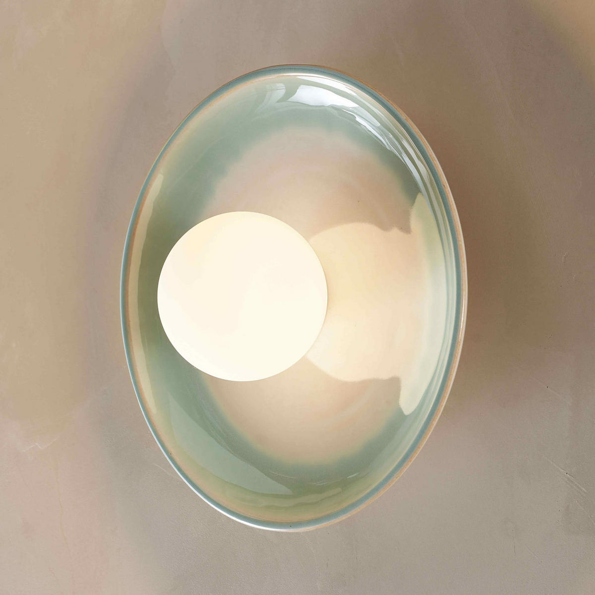 WANDLEUCHTE Azélie, Meergrün und weiß, 28cm - Weiß, Glas (28/28/13cm) - KOSILUM