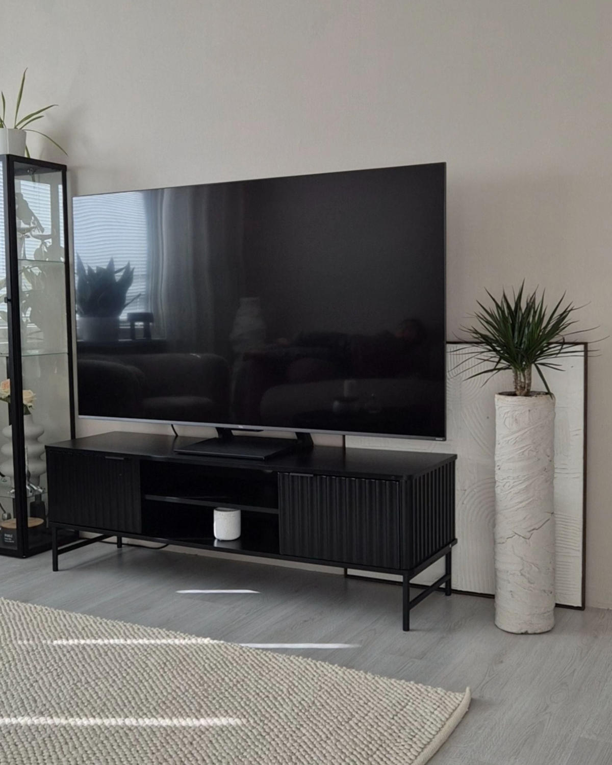 TV-MÖBEL Schwarz Glastonbury - Schwarz, Holzwerkstoff (140/46/40cm) - Beliani