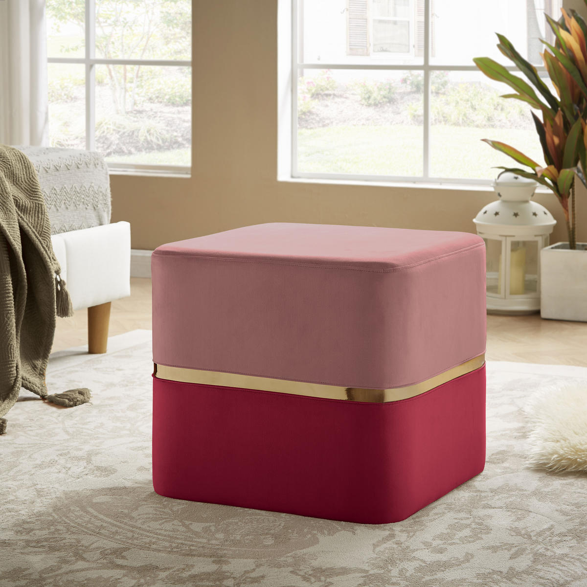 POUF Kate Samt in Himbeerrosa und goldfarbenes Metall - Pink, Holzwerkstoff/Textil (50/45/50cm) - Sicaan