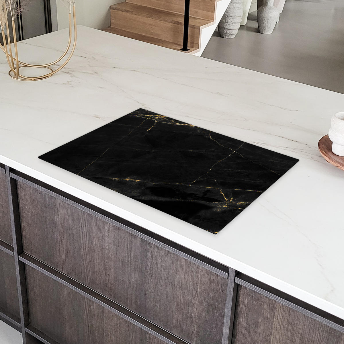 HERDABDECKPLATTE Marmor - Schwarz - Gold - Chic - Marmoroptik - Design Induktionsmatte 77x51 cm - Schwarz, Kunststoff (77/51/0.2cm) - MuchoWow