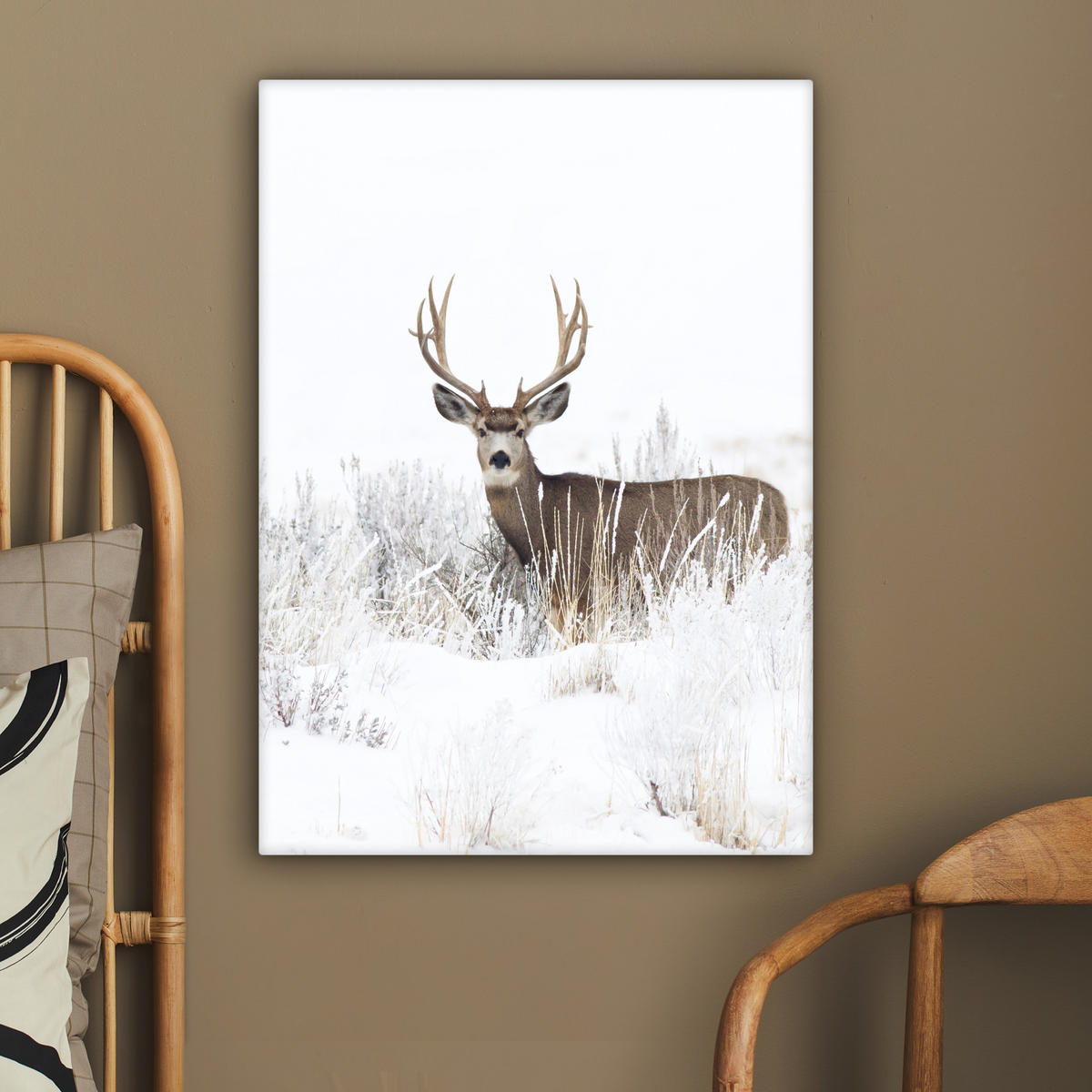 LEINWANDBILD Hirsche - Winter - Schnee - Tiere - Jahreszeiten - Weiß 60x80 cm - Hellbraun, Textil (60/80cm) - MuchoWow