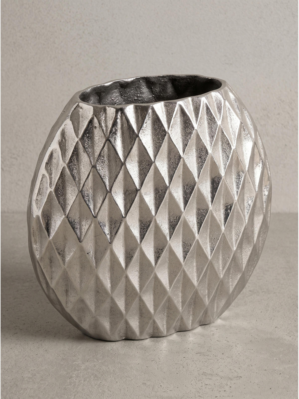 TISCHVASE BERLENGA, Aluminium, handgefertigt, Silber, 33,5 x 12,5 x 32 cm - Silberfarben, Metall (32cm) - KADIMA DESIGN