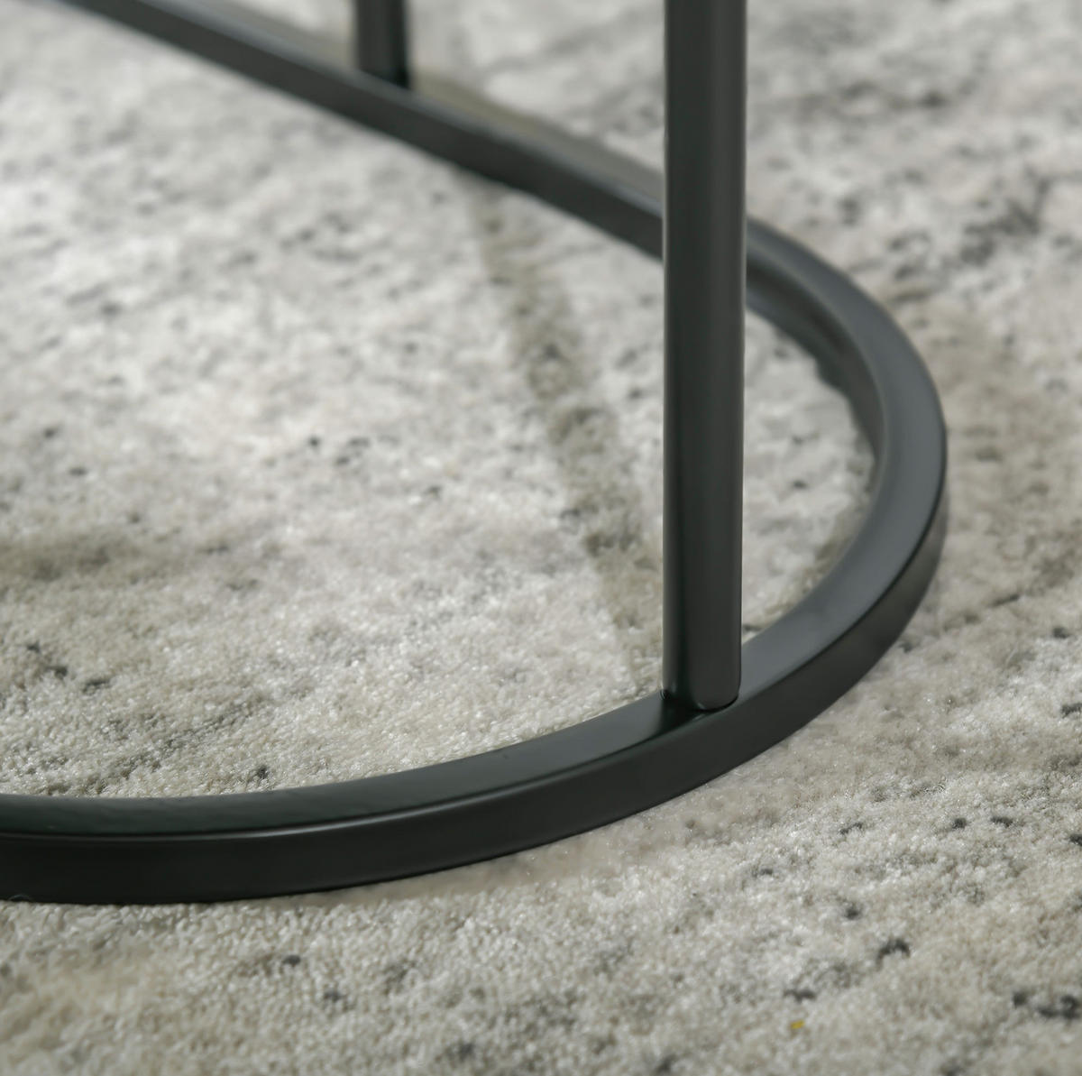 COUCHTISCH 2er-Set in Schwarz, rund & oval, stapelbar mit MDF-Platte,50/50/50.5 cm - Schwarz, Metall (50/50/50.5cm) - Flora Grace