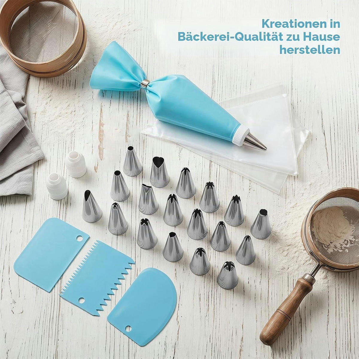 SPRITZBEUTEL Set 126-teilig mit Edelstahl-Tüllen und Schabern - Hellblau, Kunststoff (29.8/20.2/31cm)