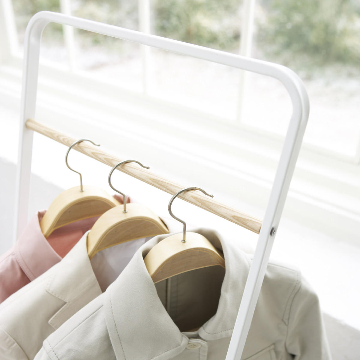 KLEIDERSTÄNDER - tower 40/40/140 cm - Weiß, Metall (40/140/40cm) - Yamazaki