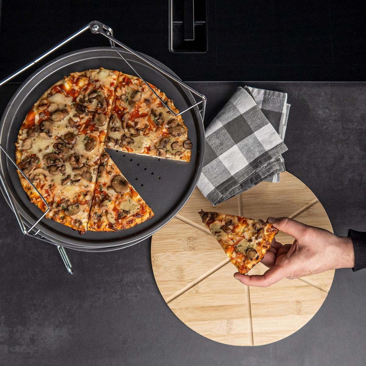 PIZZA BLECH SET - Schwarz, Metall (21.8/19.5/32.1cm) - Intirilife