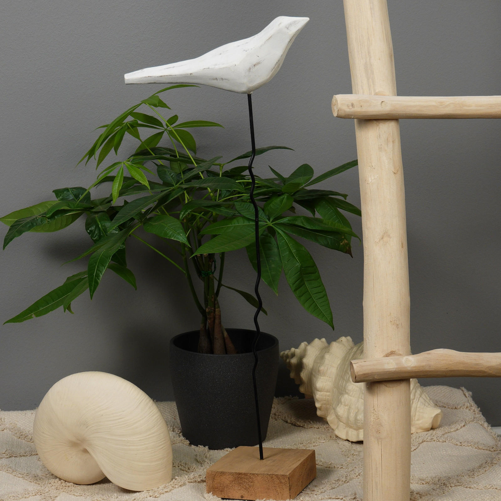 SKULPTUR VOGEL Kikki 56 Mangoholz-Sockel weiß-natur - Weiß, Metall (10/56/25cm) - CREEDWOOD