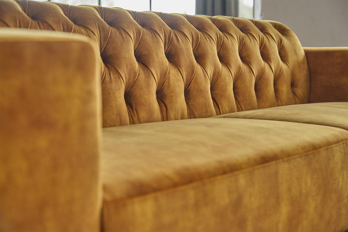 SOFA NILO Gold Velvet - Gelb/Silberfarben, Textil/Metall (220/77/87cm) - KAWOLA