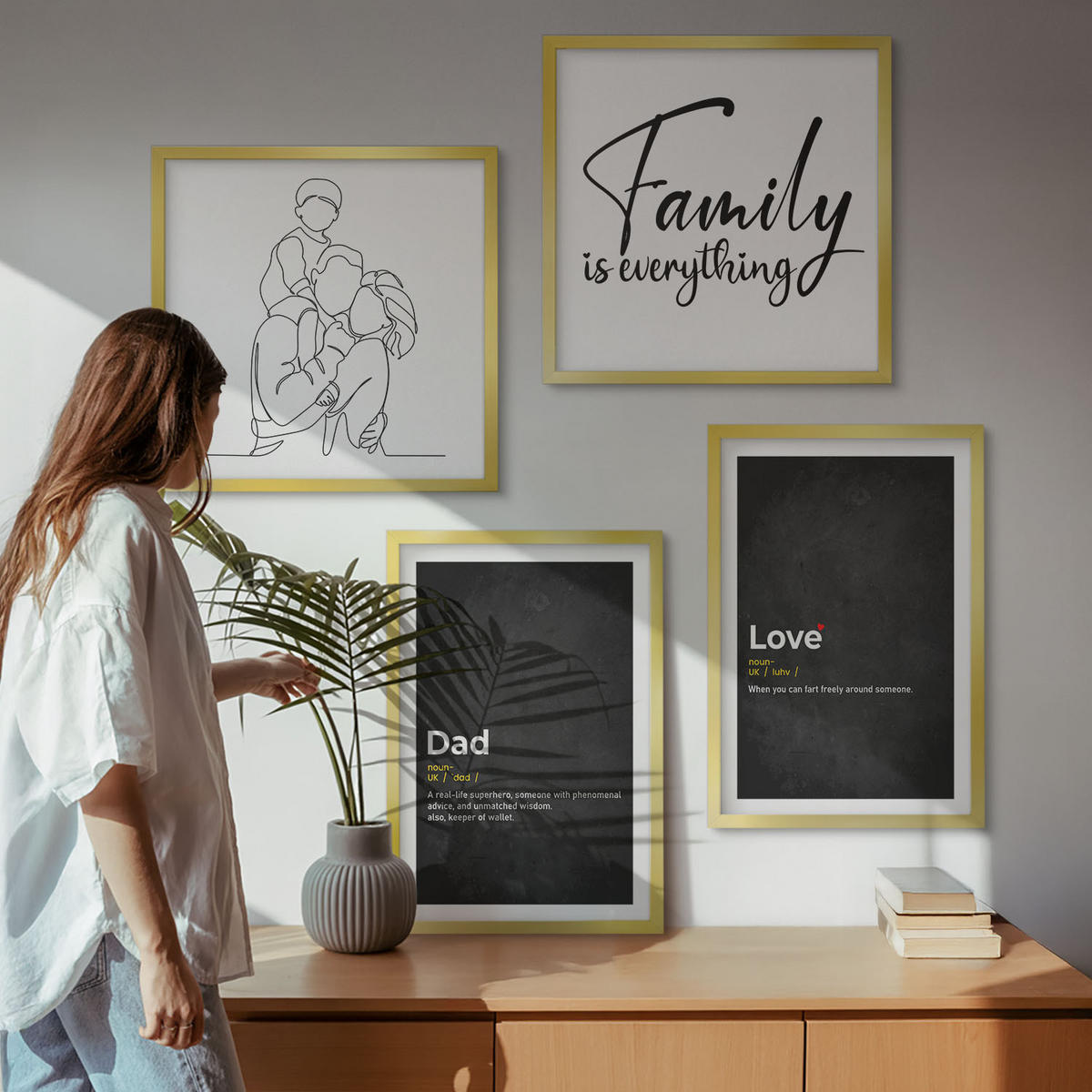 BILDER SET 4er Set - 50x50 cm & 40x60 cm Goldrahmen - Definitionen der Liebe in Familienzeichnungen - Goldfarben, Kunststoff (50/50cm) - TULUP