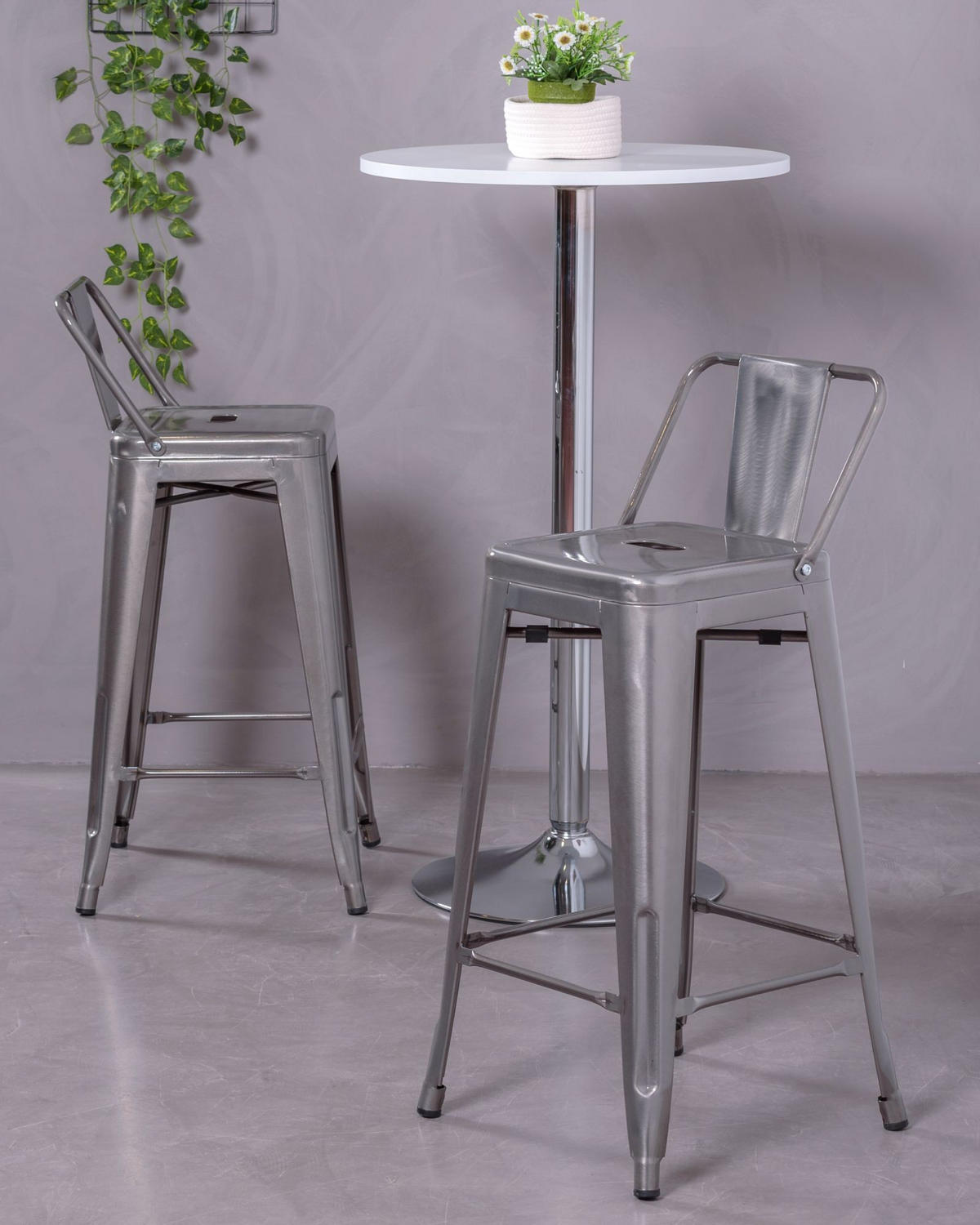 HOCKER Metall Alufarben - Alufarben, Metall (41/88/39cm) - Nest Dream