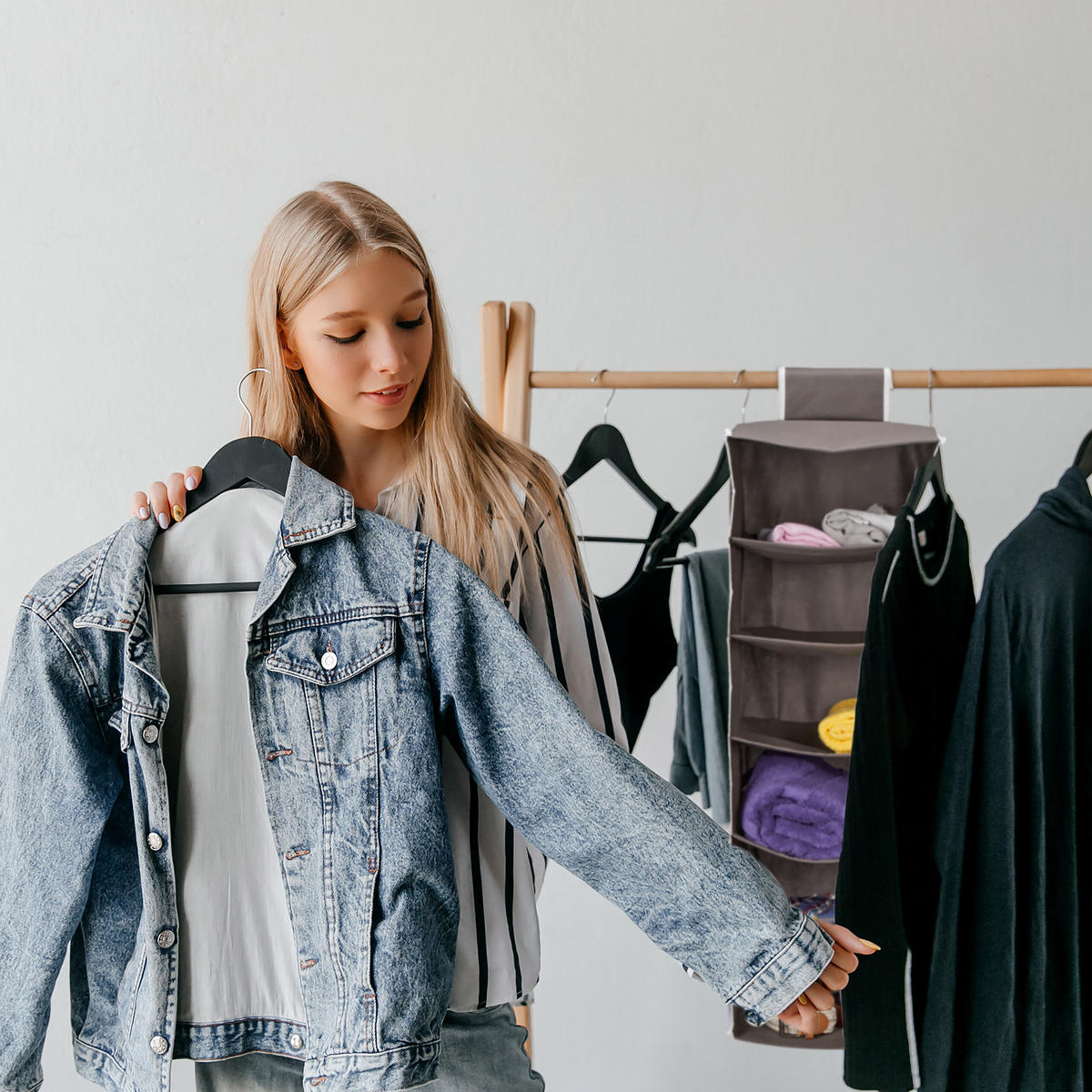 ZÁVESNÉ regály - antracitová, textil/vlnitá lepenka (31cm) - Relaxdays