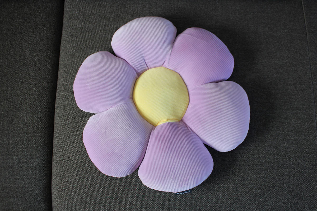 DEKOKISSEN Minni Blume - Lila, Textil (50cm) - Magma Heimtexx