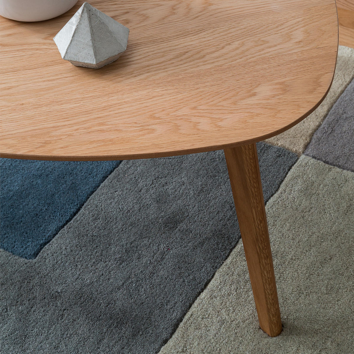 COUCHTISCH - Eiche teilmassiv - Eichefarben, Holzwerkstoff (80/80/40cm) - home24