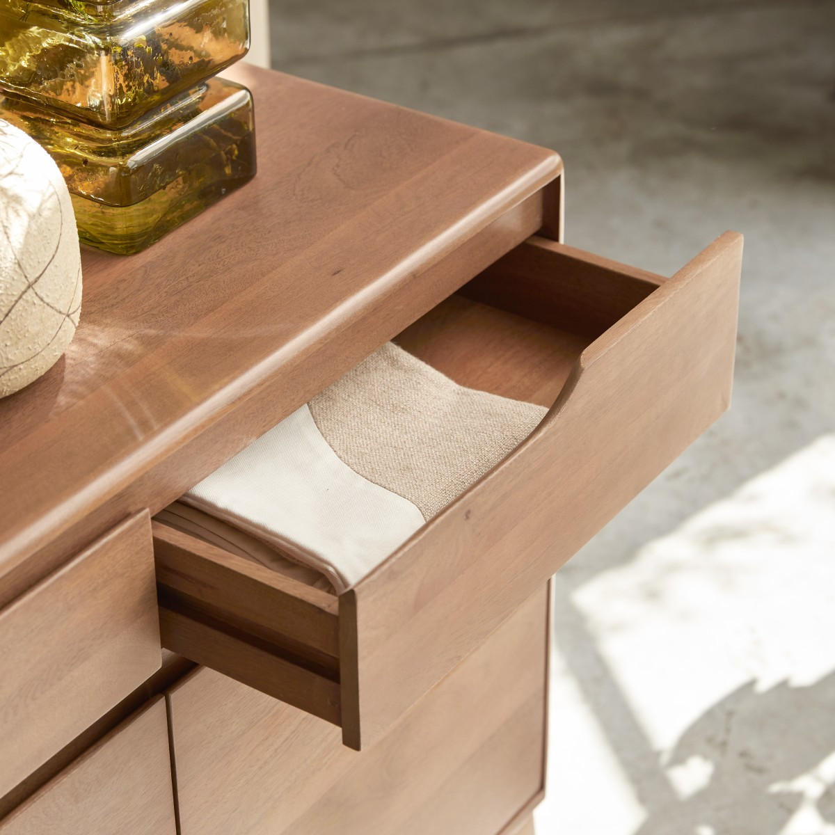 SIDEBOARD Gabrielle Braun aus Mango - Braun, Holz (100/81/40cm) - Tikamoon