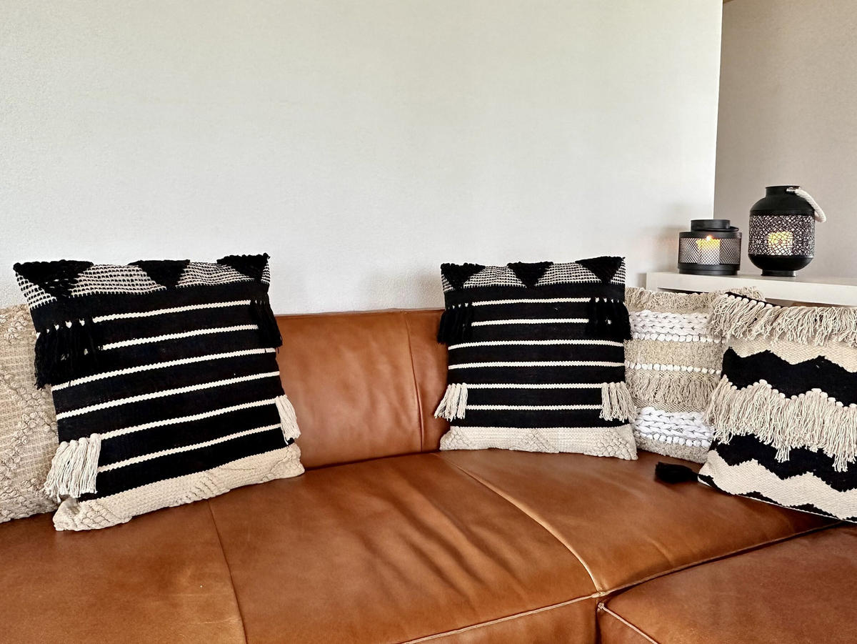 DEKOKISSEN Schwarz 50/50 cm Chittoor - Schwarz, Naturmaterialien/Textil (50/50cm) - Beliani