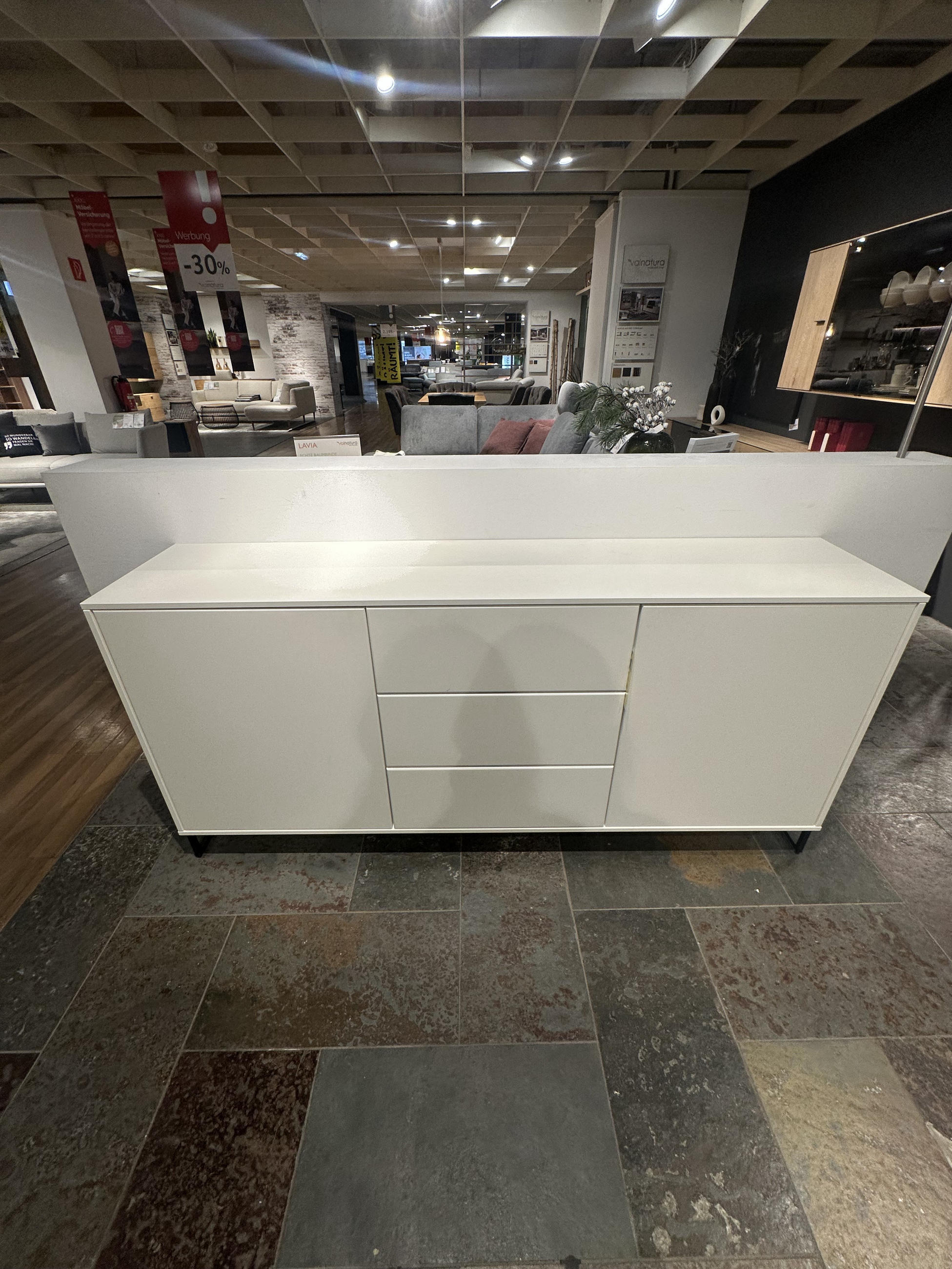 SIDEBOARD INNOVA - Invivus