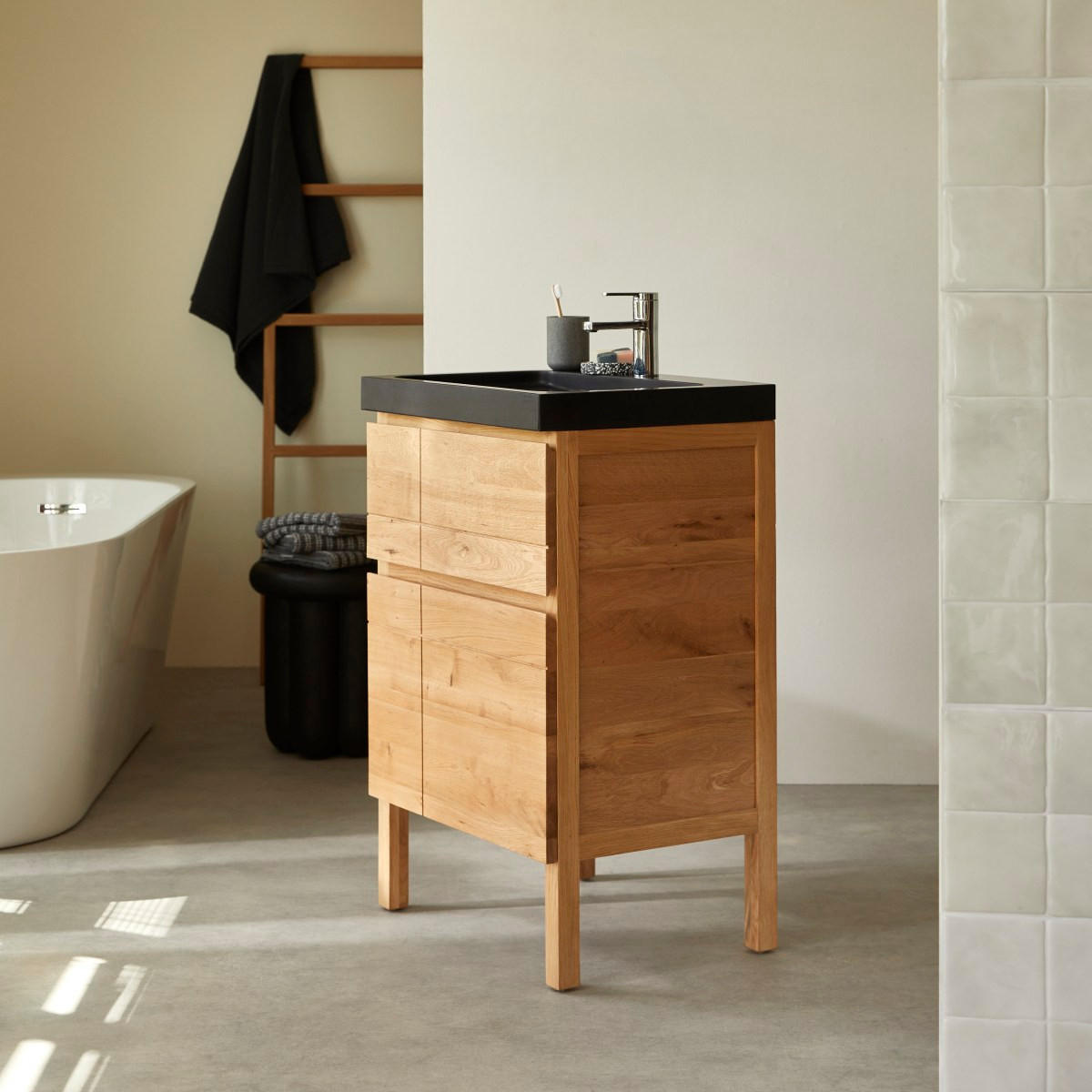 BADEZIMMERMÖBEL Easy Natur aus Eiche - Naturfarben, Holz (60/94/46cm) - Tikamoon