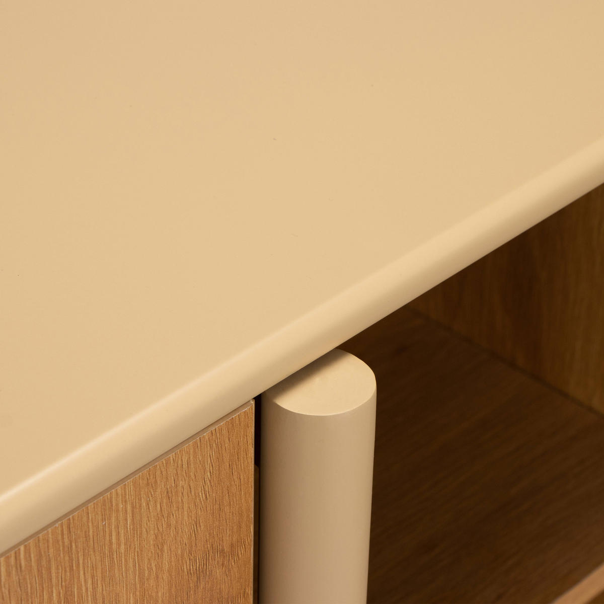 TV-MÖBEL mit 4 Türen, Beige - Beige, Holz (180/55/40cm) - Oviala
